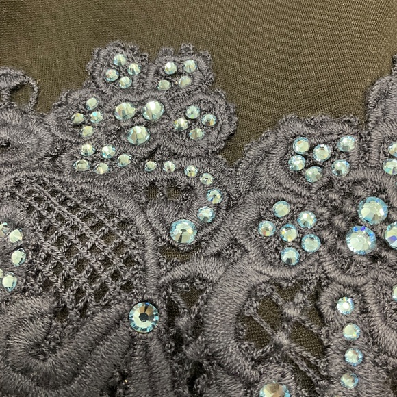 BLUMARINE BLACK / BLUE CRYSTAL EMBELLISHED LACE APPLIQUE SLEEVELESS COCKTAIL DRE - Picture 5 of 5